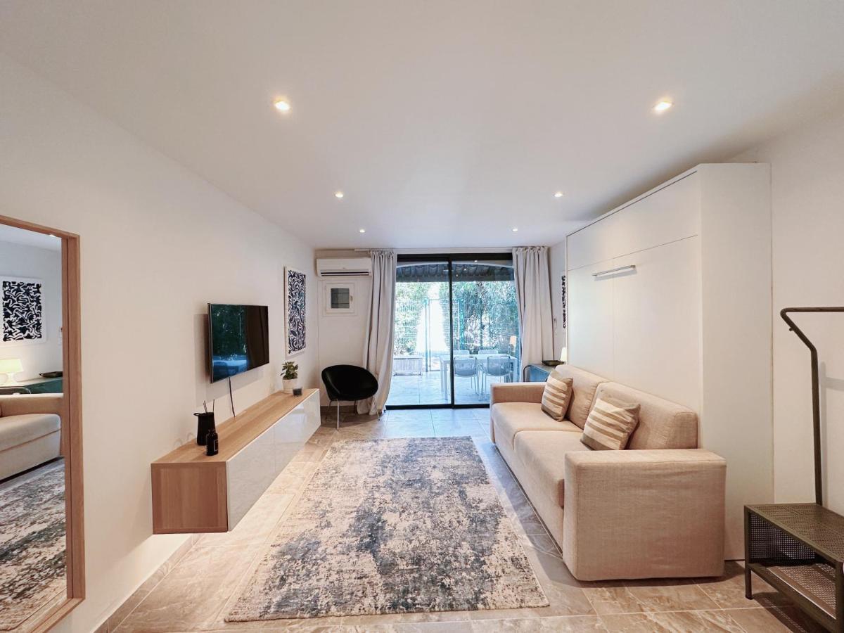 Studio Moderne Dans Le Golfe De Saint-Tropez ガッサン エクステリア 写真